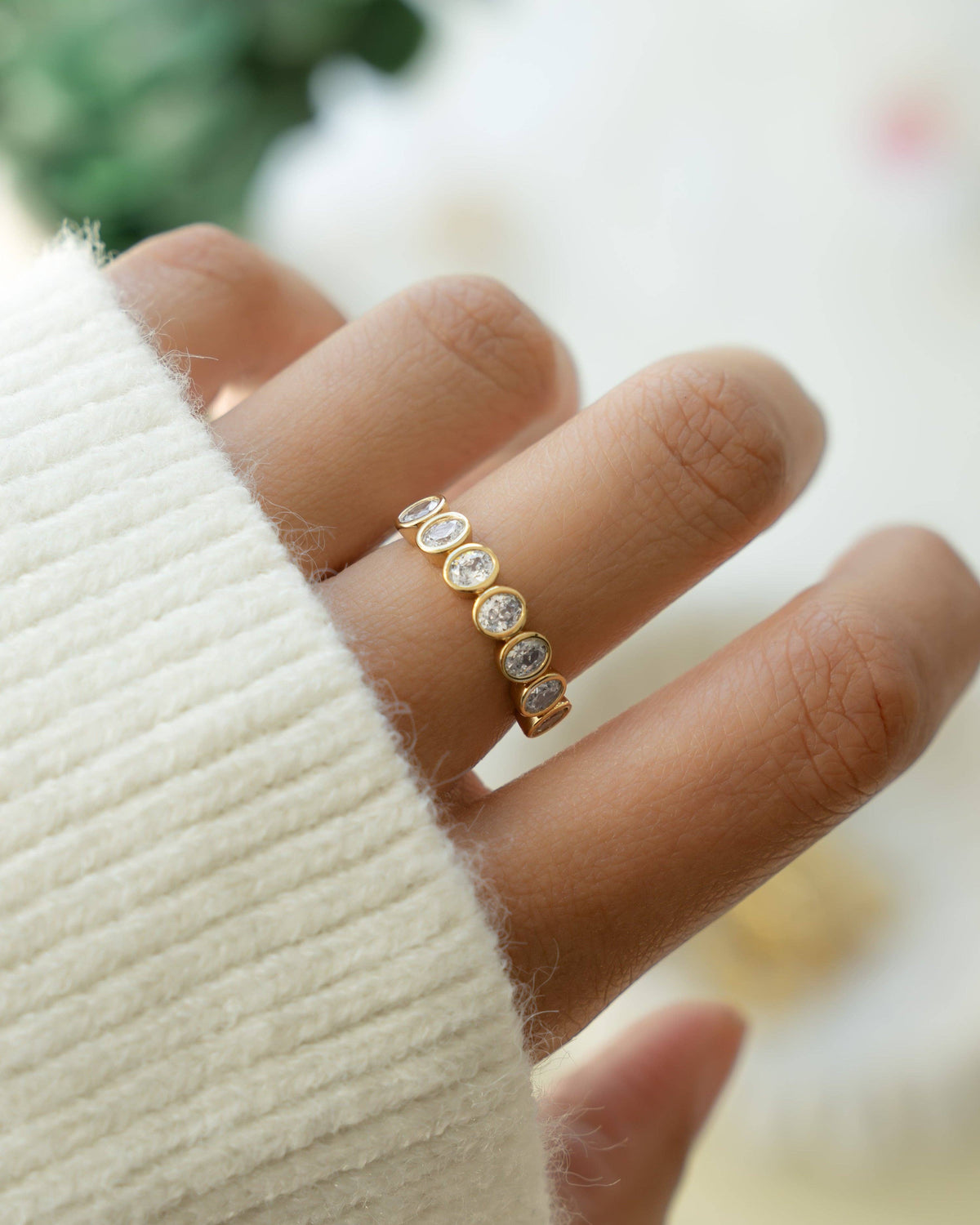Oval Bezel Ring