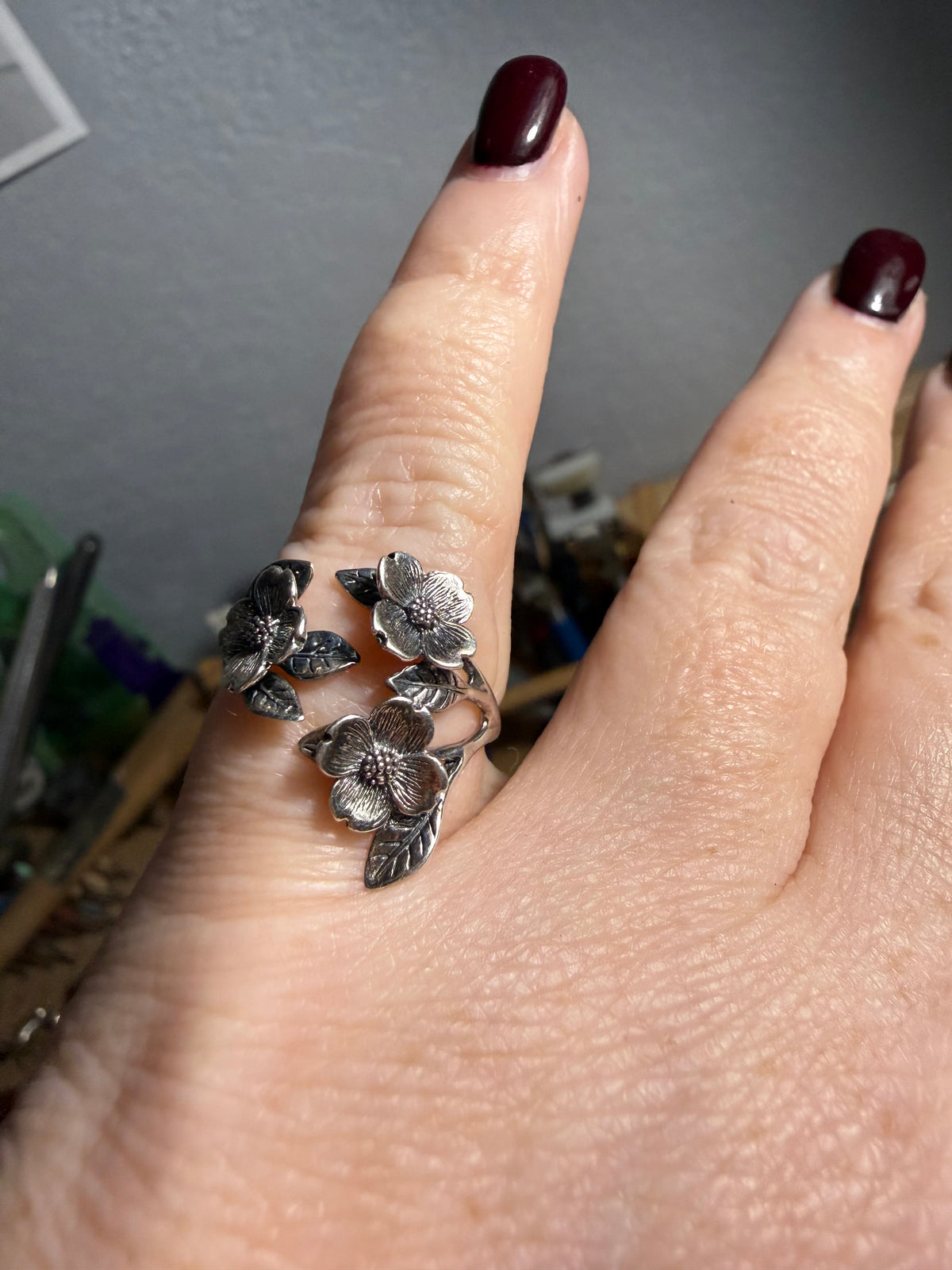 Sterling silver dogwood blossom ring size 7