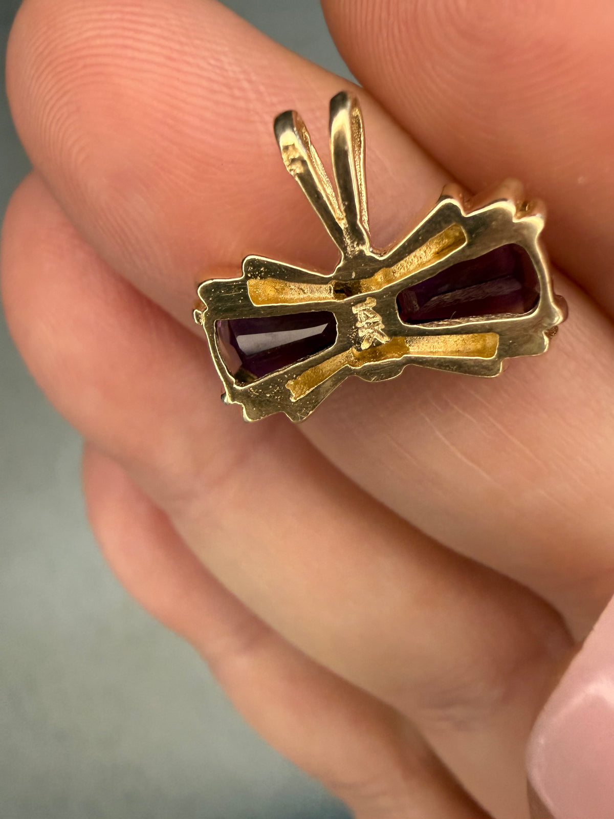 14k yellow gold amethyst bow charm/pendant