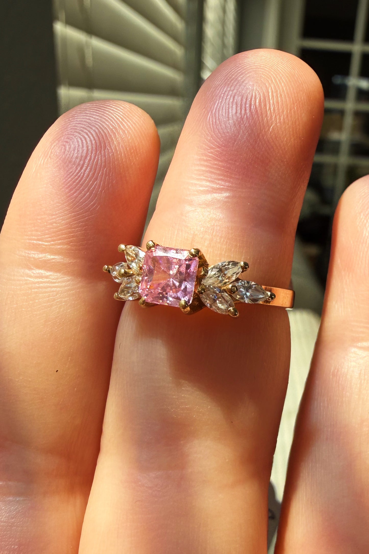 Vintage 14k Pink and White CZ Ring size 6 2.7 grams