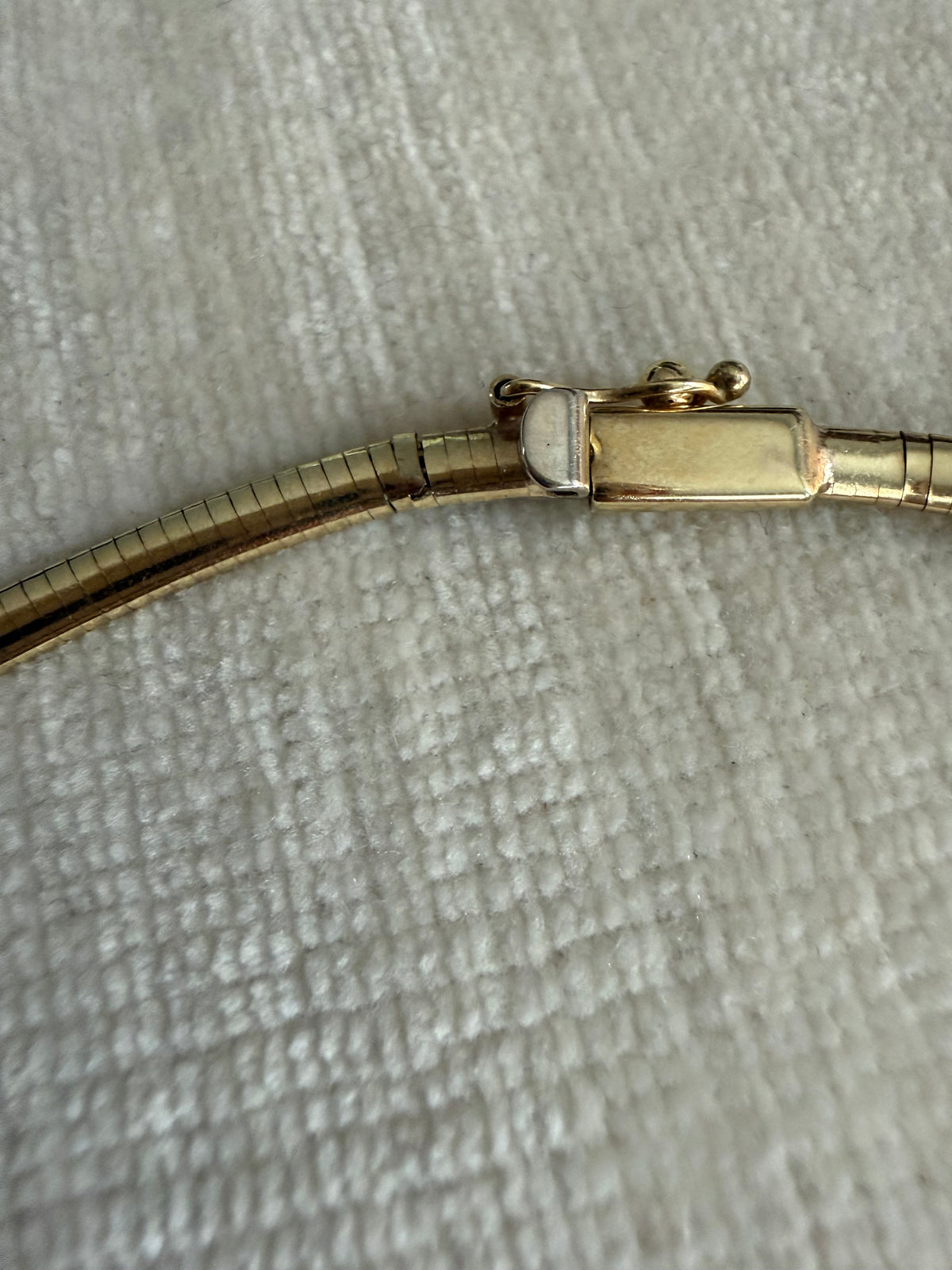 10k yellow gold omega collar necklace 17.5”