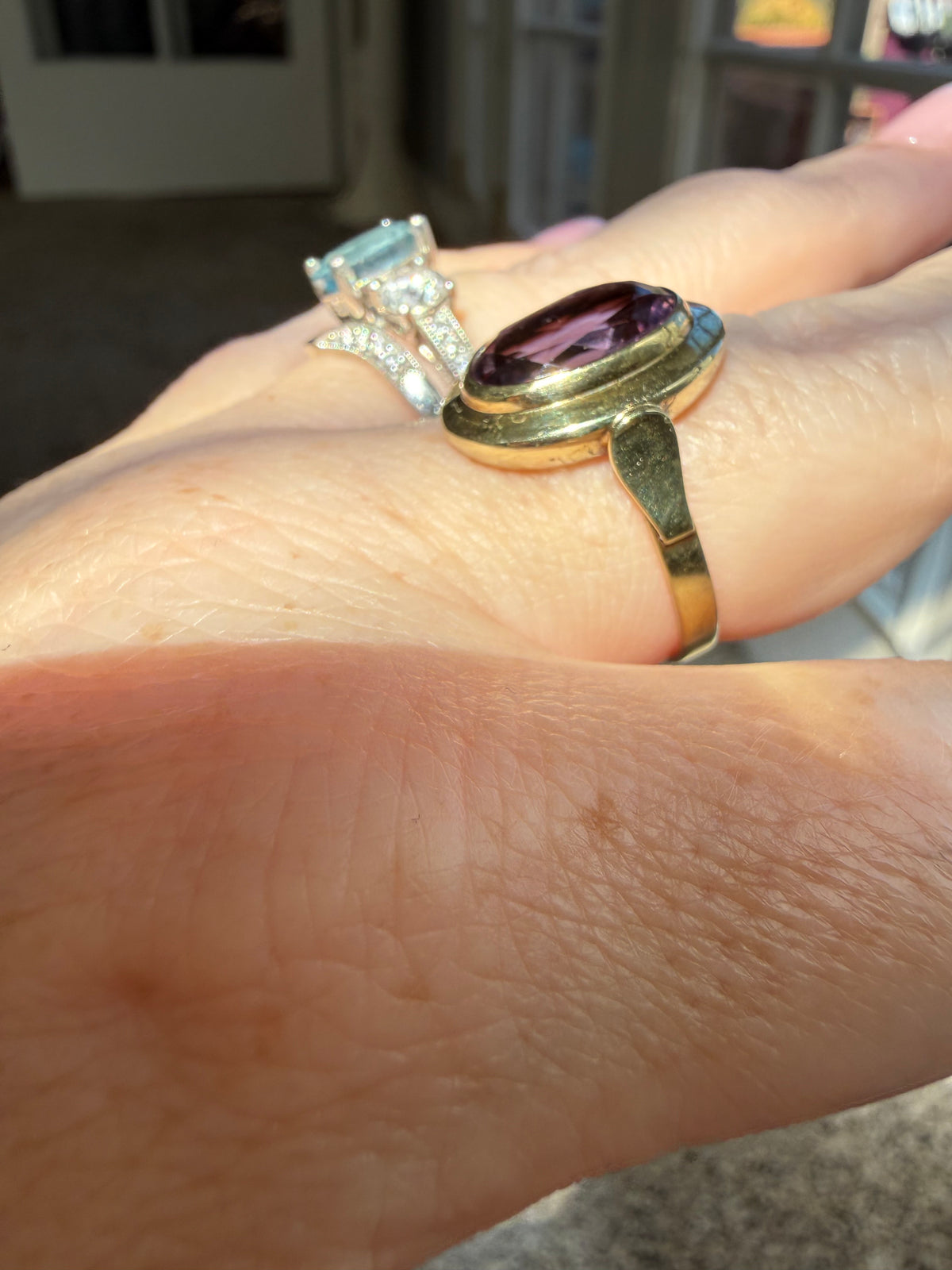 14k yellow gold and amethyst size 10 ring 4.21g