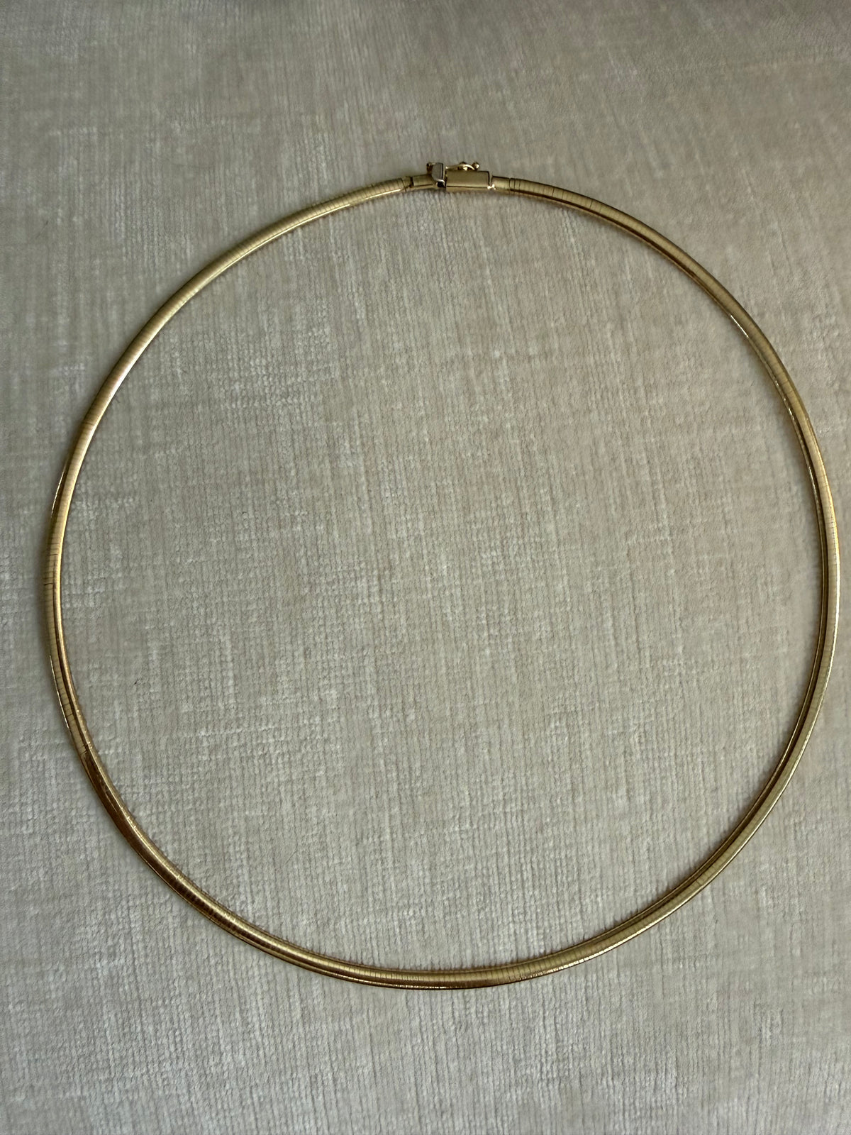 10k yellow gold omega collar necklace 17.5”