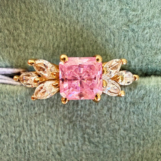 Vintage 14k Pink and White CZ Ring size 6 2.7 grams